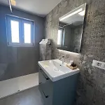 Vesuvius 4*